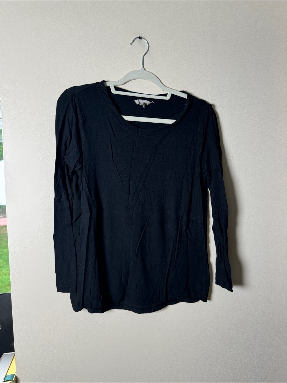 Classic Black Long-Sleeve Scoop Neck Top Banana Republic